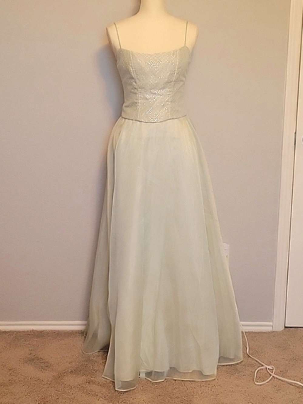 Light Sage Green Spaghetti-Strap Maxi Dress